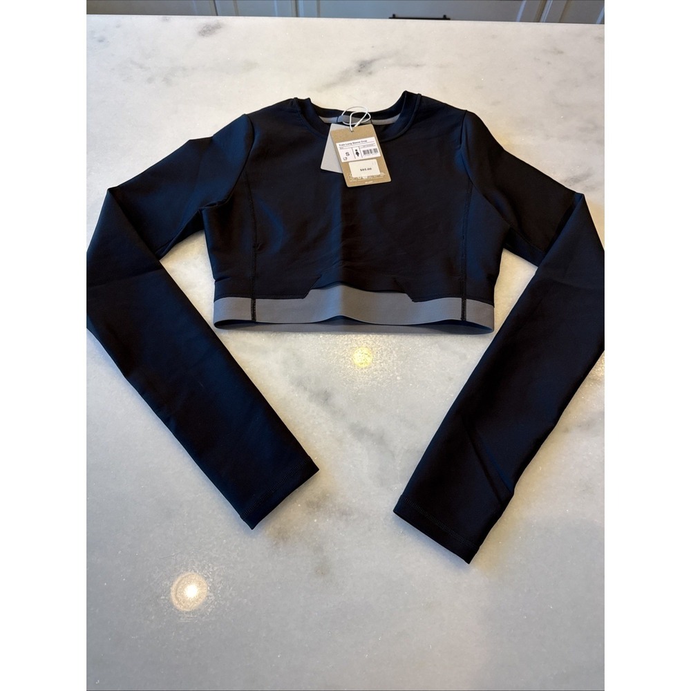 On Running Train Long Sleeve Crop Women Small Black Mesh Back 1WF10220553 NWT